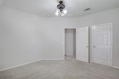 635 Blue Sky Drive, Arlington, TX 76002 - Photo 15