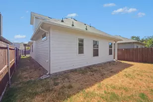 920 Cricket St, Aubrey, TX 76227 - Photo 37