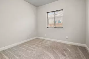 920 Cricket St, Aubrey, TX 76227 - Photo 19
