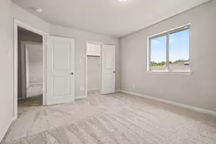 920 Cricket St, Aubrey, TX 76227 - Photo 31