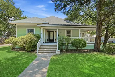 1221 S Crockett Street, Sherman, TX 75090 - Photo 1