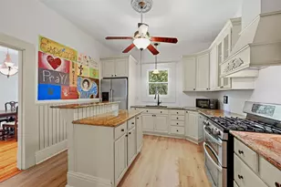 1221 S Crockett St, Sherman, TX 75090 - Photo 11