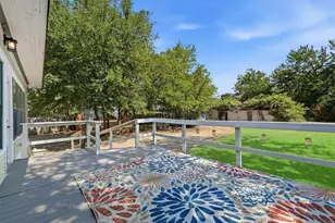 1221 S Crockett St, Sherman, TX 75090 - Photo 37