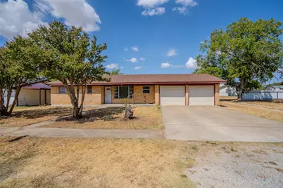 328 Eagle Street, Dublin, TX 76446 - Photo 1