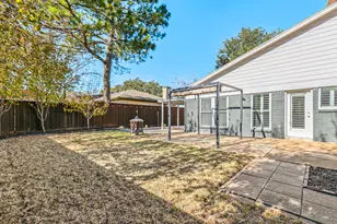2010 Heather Brook Dr, Grapevine, TX 76051 - Photo 29