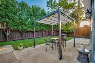 2010 Heather Brook Dr, Grapevine, TX 76051 - Photo 9