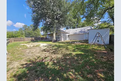 402 E State Street, Groesbeck, TX 76642 - Photo 17