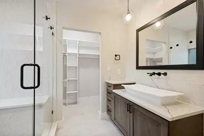 619 N Oak Cliff Boulevard, Dallas, TX 75208 - Photo 15