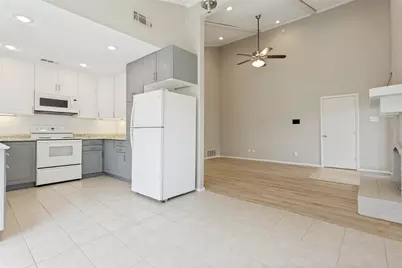 2117 Oak Brook Drive, Richardson, TX 75081 - Photo 9