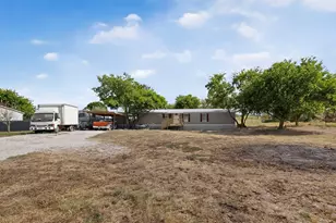 8108 Gray Mist Ct, Alvarado, TX 76009 - Photo 3