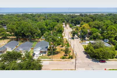 4740 Cranfill Drive, Dallas, TX 75216 - Photo 3