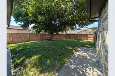 6109 Scenic Drive, Rowlett, TX 75088 - Photo 11