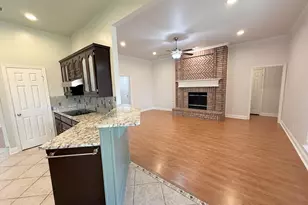 2749 Crystal Glenn Cir, Hurst, TX 76054 - Photo 15