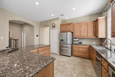 915 Wyndham Way, Allen, TX 75013 - Photo 11