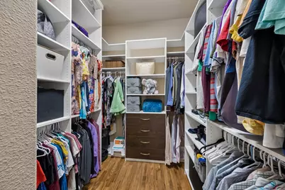 915 Wyndham Way, Allen, TX 75013 - Photo 17