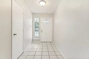 200 Cutting Horse Ln, Keller, TX 76248 - Photo 5