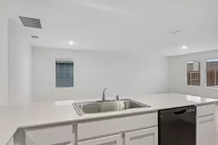 1624 Baugh St, McKinney, TX 75071 - Photo 5