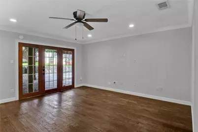 2706 Oak Cliff Lane, Arlington, TX 76012 - Photo 9
