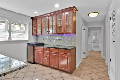 2706 Oak Cliff Lane, Arlington, TX 76012 - Photo 13