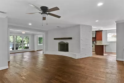 2706 Oak Cliff Lane, Arlington, TX 76012 - Photo 11