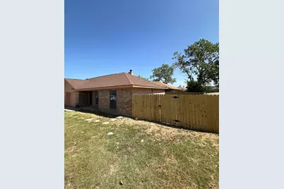441 Signal Hill Court N #443, Fort Worth, TX 76112 - Photo 1