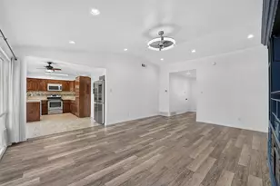 2130 Bowie Dr, Carrollton, TX 75006 - Photo 13