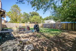 5921 Chisholm Trail, Haltom City, TX 76148 - Photo 37