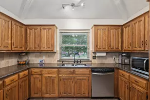 7002 Lake Louise Dr, Arlington, TX 76016 - Photo 15