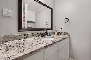 805 Laura Ave, Corsicana, TX 75110 - Photo 21