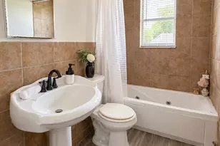 4809 Melinda Dr, Forest Hill, TX 76119 - Photo 7