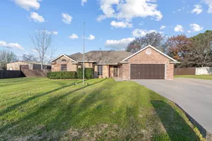 2013 Wood Trail, Azle, TX 76020 - Photo 1