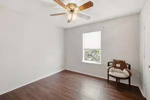 2001 Waleska Plaza, Dallas, TX 75211 - Photo 17