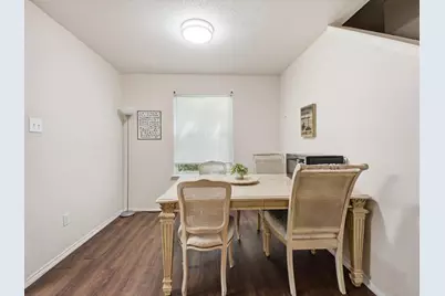 2001 Waleska Plaza, Dallas, TX 75211 - Photo 5