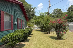 902 Belvedere Dr, Henderson, TX 75652 - Photo 3
