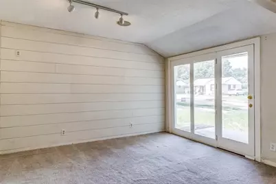 541 Parkhurst Drive, Dallas, TX 75218 - Photo 7