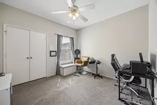 2906 Northrope St, Euless, TX 76039 - Photo 3