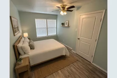 7073 Wax Berry Drive, Dallas, TX 75249 - Photo 7