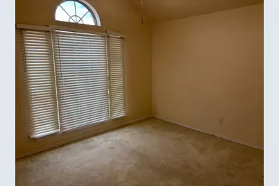 8109 Fox Chase Drive, Fort Worth, TX 76137 - Photo 7