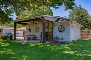 6221 Town Hill Ln, Dallas, TX 75214 - Photo 35