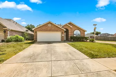 8900 San Joaquin Trail, Fort Worth, TX 76118 - Photo 3