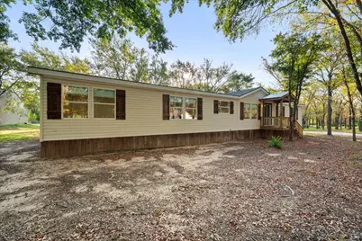114 Kingswood Drive, Streetman, TX 75859 - Photo 5