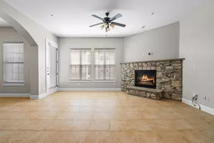 555 Via Amalfi, Irving, TX 75039 - Photo 5