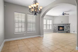 555 Via Amalfi, Irving, TX 75039 - Photo 5
