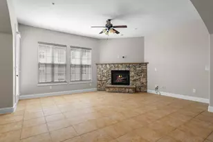 555 Via Amalfi, Irving, TX 75039 - Photo 3