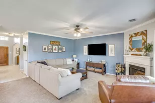 352 Pin Cushion Trail, Burleson, TX 76028 - Photo 7