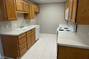 910 Austin, Weatherford, TX 76086 - Photo 3