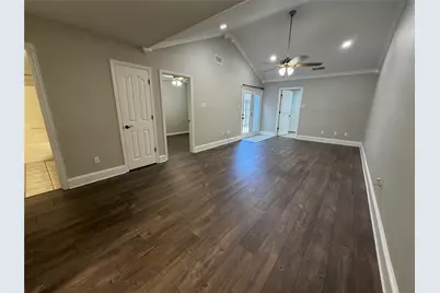 502 Oakridge Drive, Greenville, TX 75402 - Photo 11