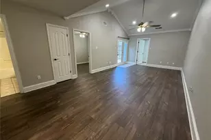 502 Oakridge Dr, Greenville, TX 75402 - Photo 11
