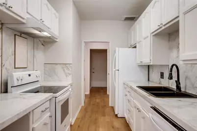 510 Norwood Place #9, Arlington, TX 76013 - Photo 5