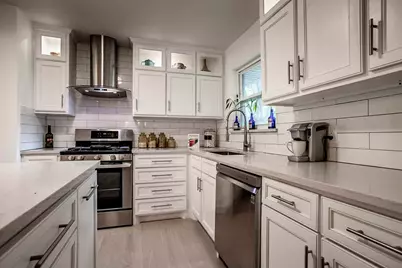 13749 Pyramid Drive, Farmers Branch, TX 75234 - Photo 27